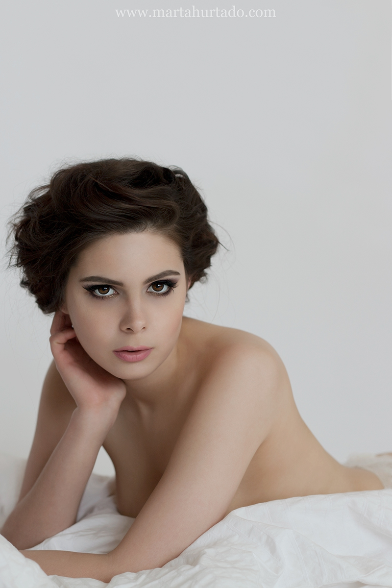 graphility-Marta Hurtado-Contemporary Portrait Photography-Brussels-photography studio-Behind the scenes