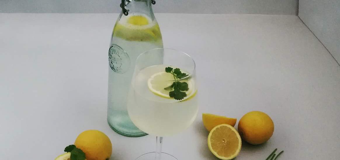 How lemon water is good for your body!
